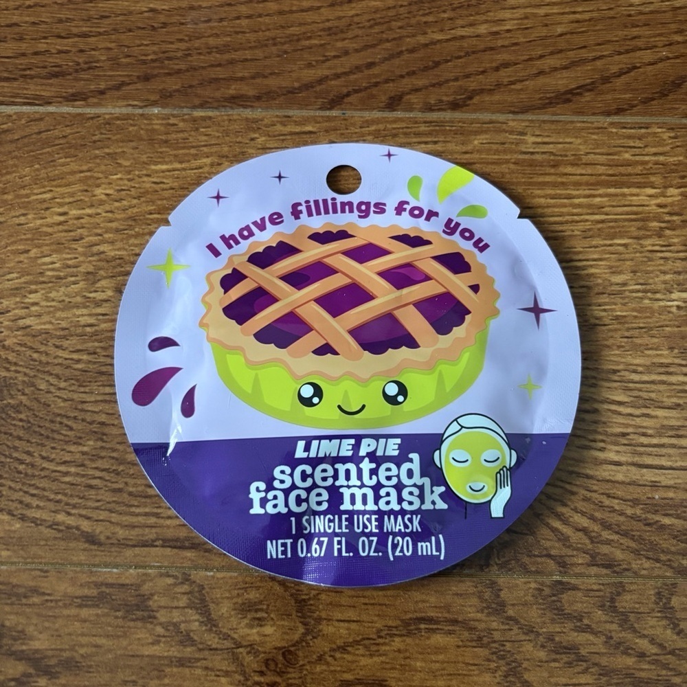 Lime Pie Scented Single-Use Face Mask